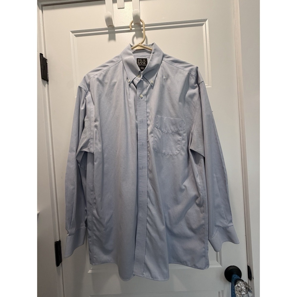 JOS A BANK Mens Traveler Traditional Fit  Light Blue Button Down Shirt 16/33